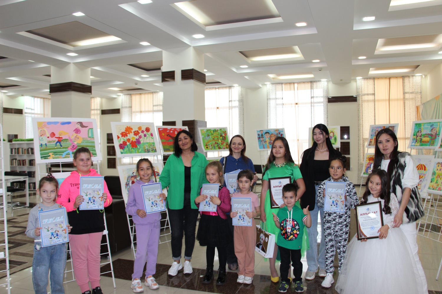 Exhibition of drawings of students of Children's Art School